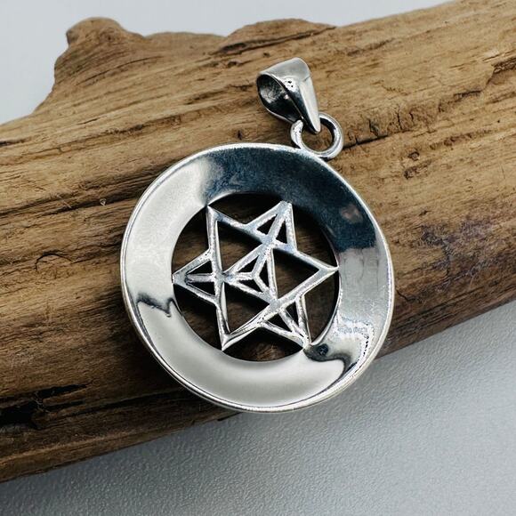 Sterling Silver Star of David Pendant – Hebrew Rune - Picture 7 of 7